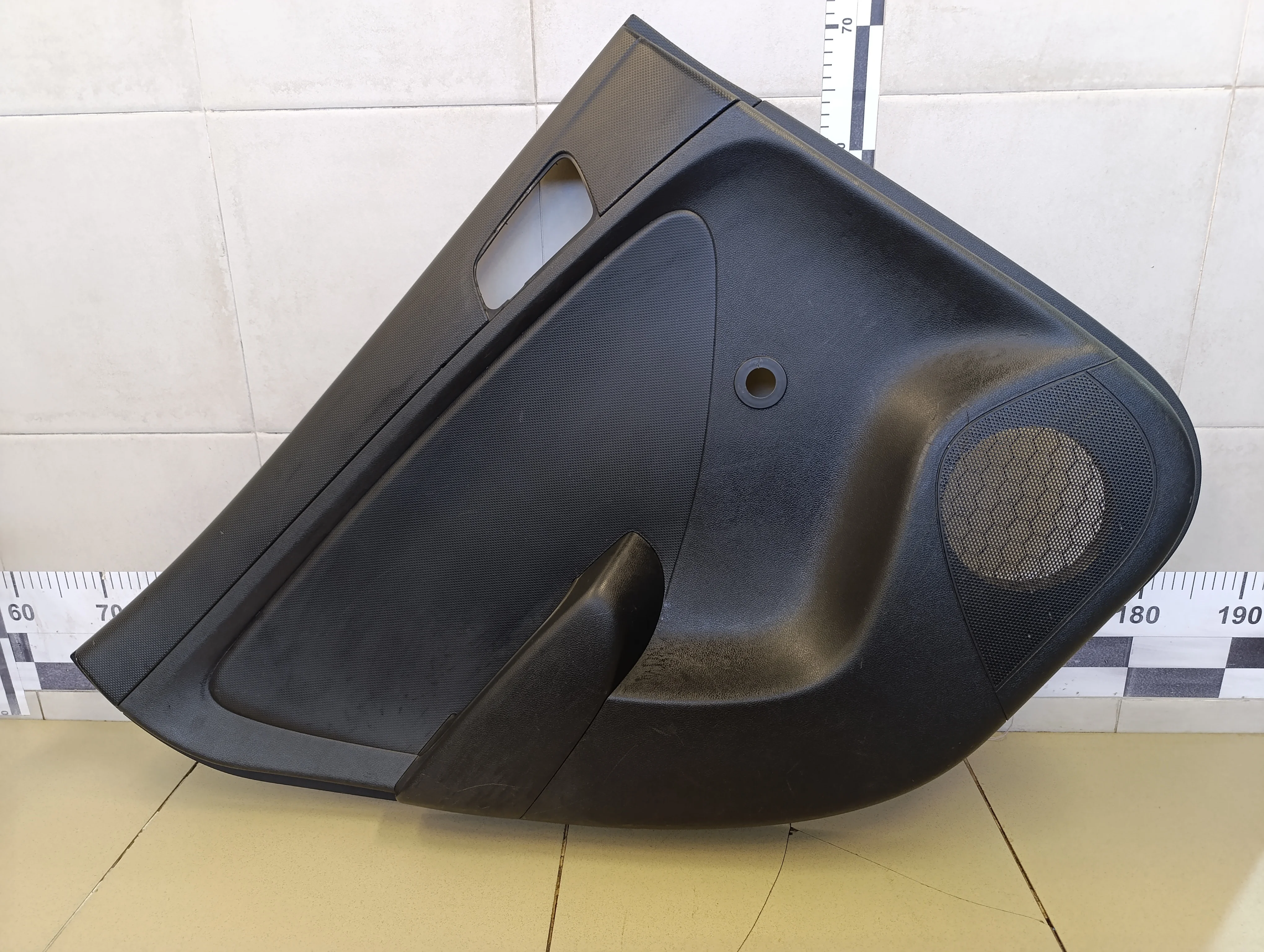 Обшивка двери задней левой Solaris 2010-2017