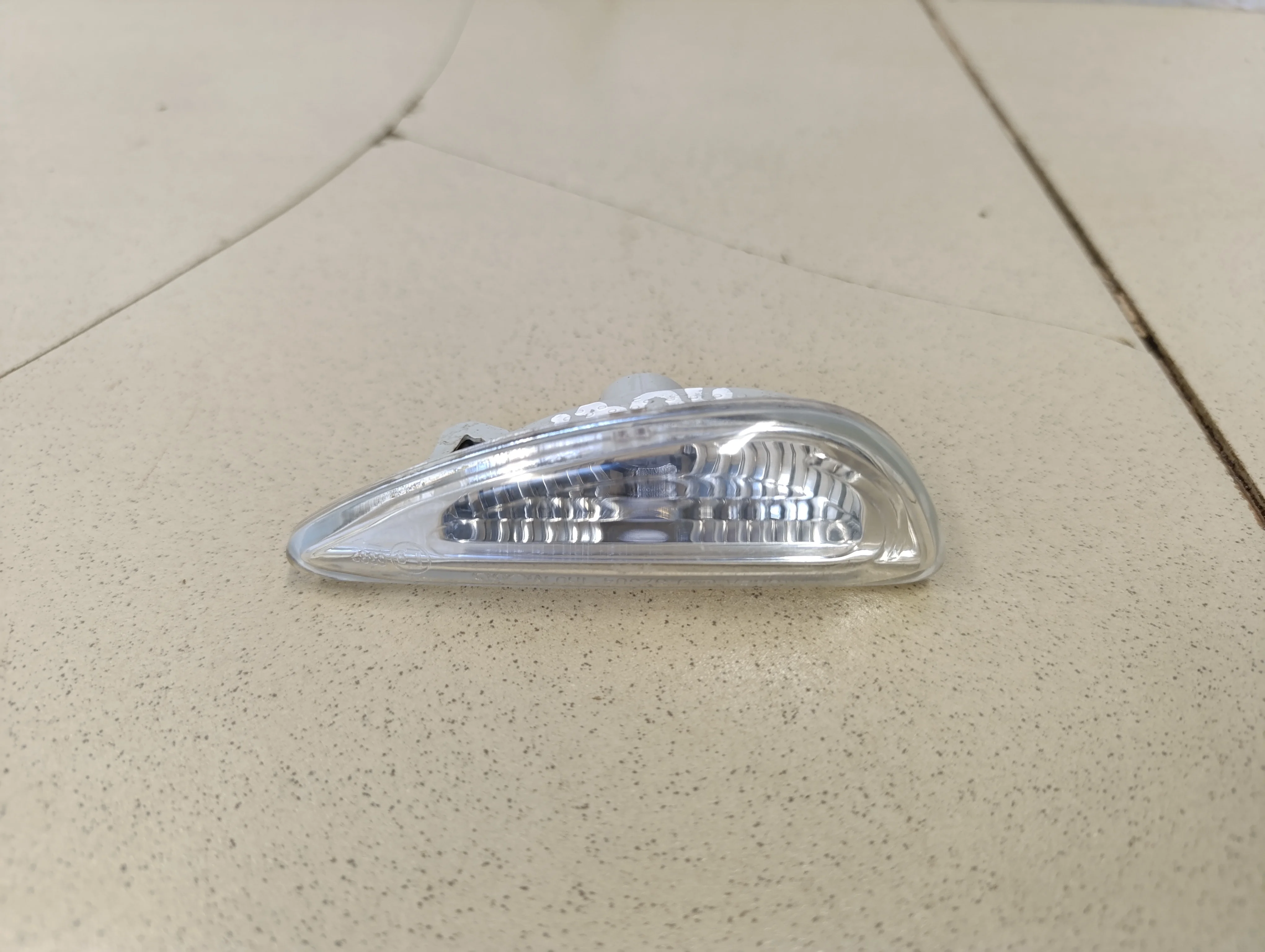 Повторитель на крыло правый Solaris 2010-2017