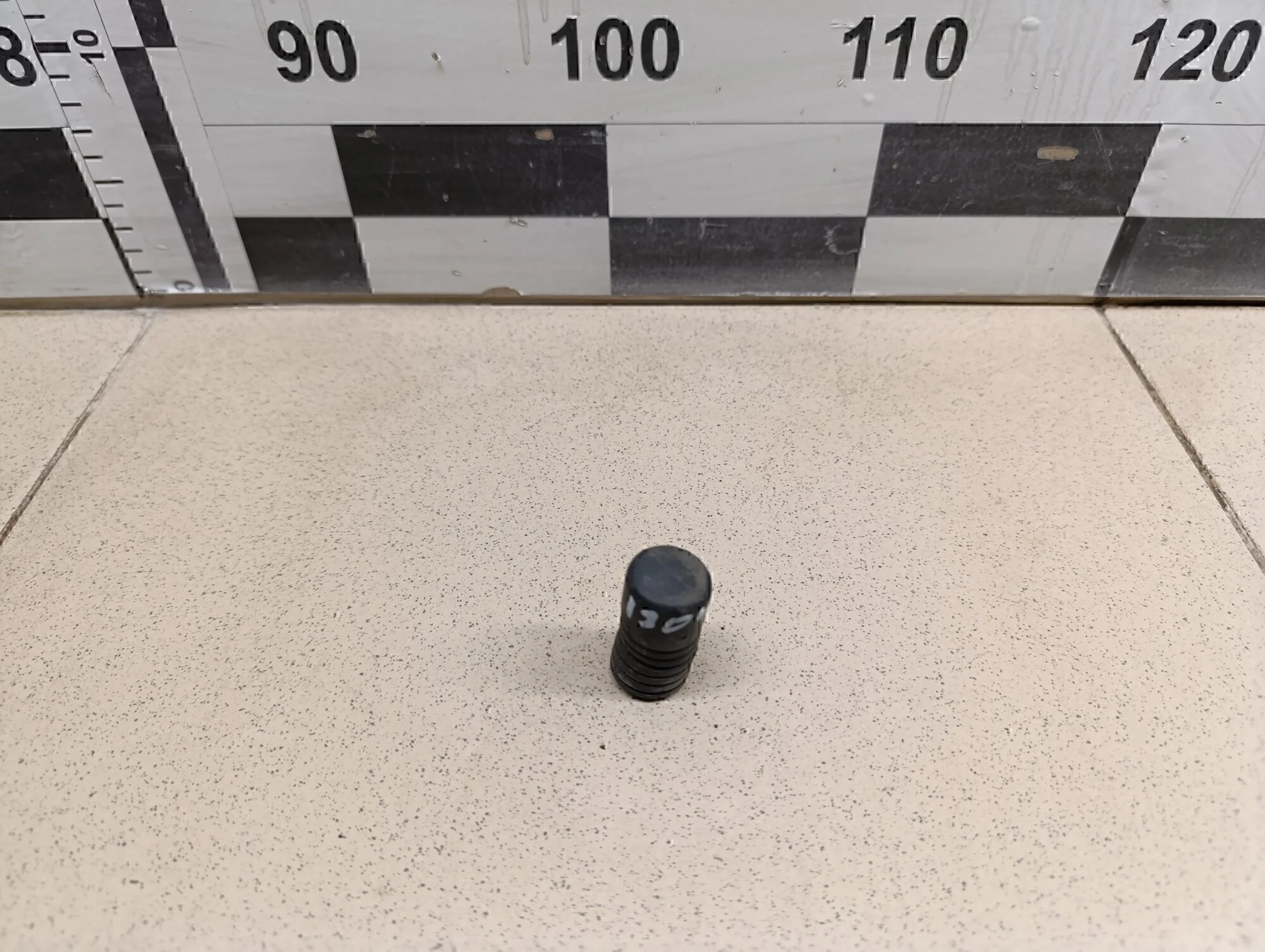 Отбойник капота Solaris 2010-2017