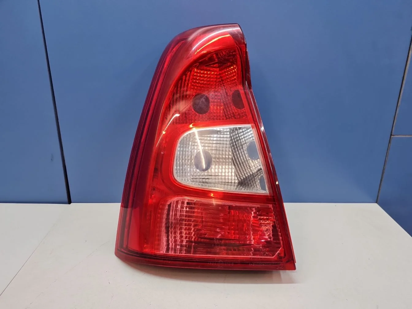 Фонарь на крыло левый для Renault Logan 2005-2014