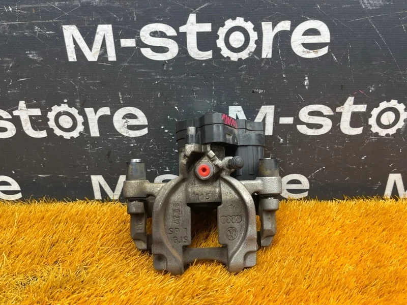 Суппорт Audi A3 2014 8V0615423 8V CXS, задний левый