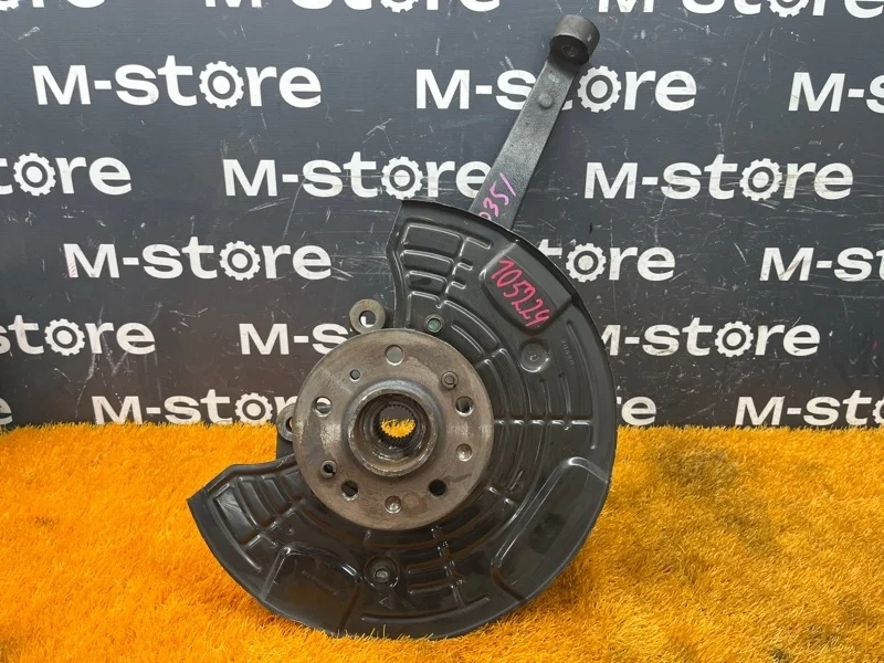 Ступица Mercedes-Benz M-Class 2006 A1643302220 W164 272.967, передняя правая