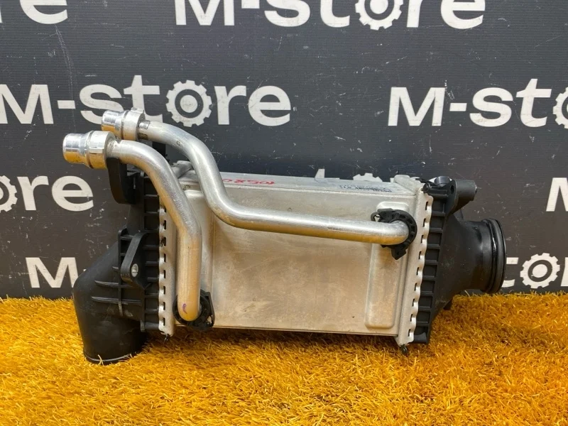 Интеркулер Mercedes-Benz C-Class 2014 A2740900414 W205 274.920