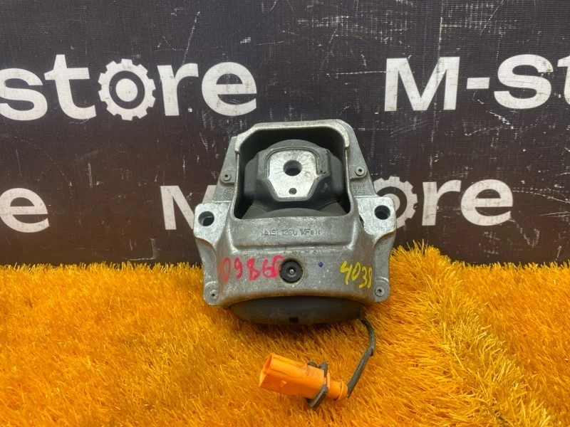 Подушка двигателя Audi A5 2010 8R0199381C 8T CDN, левая