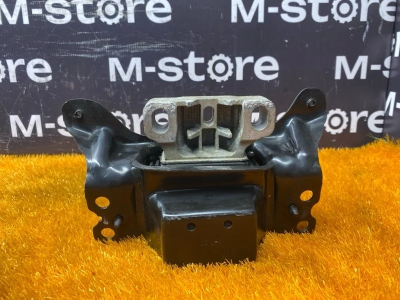 Подушка двигателя Audi A3 2014 5Q0199555AB 8V CXS, левая