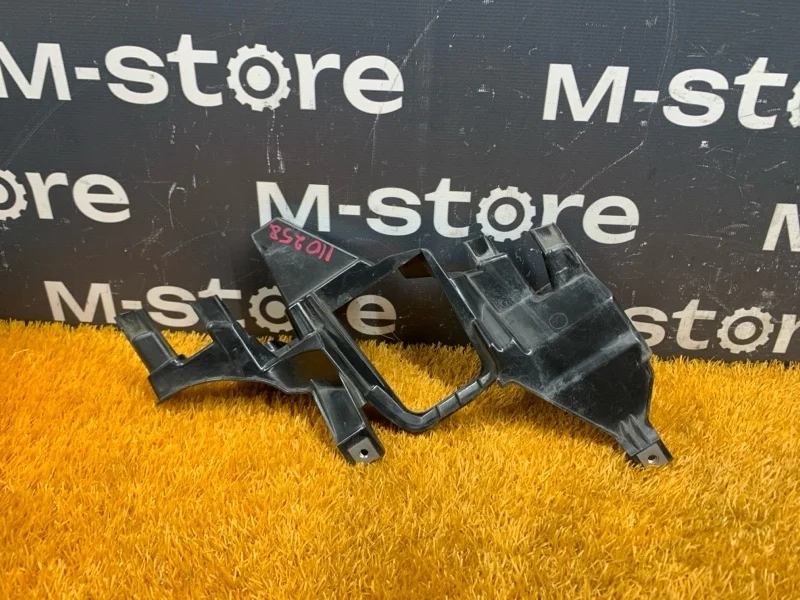 Кронштейн фары Bmw 7-Series 2007 63117162090 E66/E65 N62B48B, правый