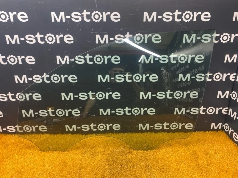 Стекло боковое Porsche Cayenne 2005 95554251104 955 022Y, переднее левое