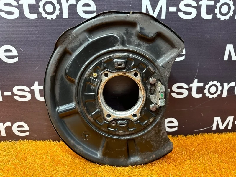 Кулак поворотный Mercedes-Benz Cls-Class 2005 A2113508308 W219 113.967, задний левый