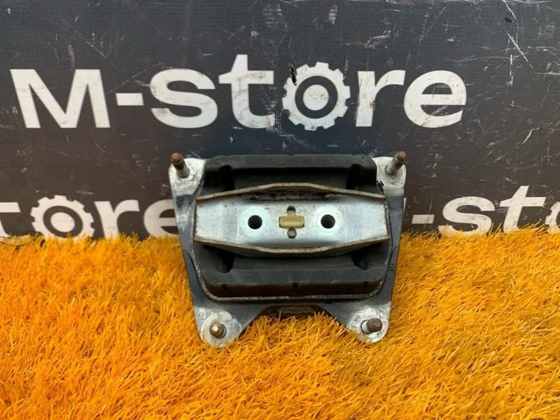 Подушка КПП Audi A6 2009 4F0399151AN C6/4F CCEA
