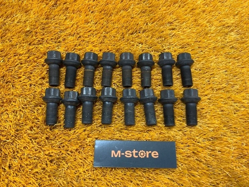 Болт колесный Mercedes-Benz C-Class 2014 A0009908307 W205 274.920