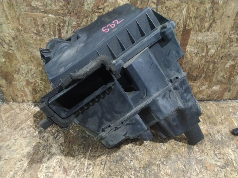 Корпус воздушного фильтра Citroen C4 Picasso 2018 3D