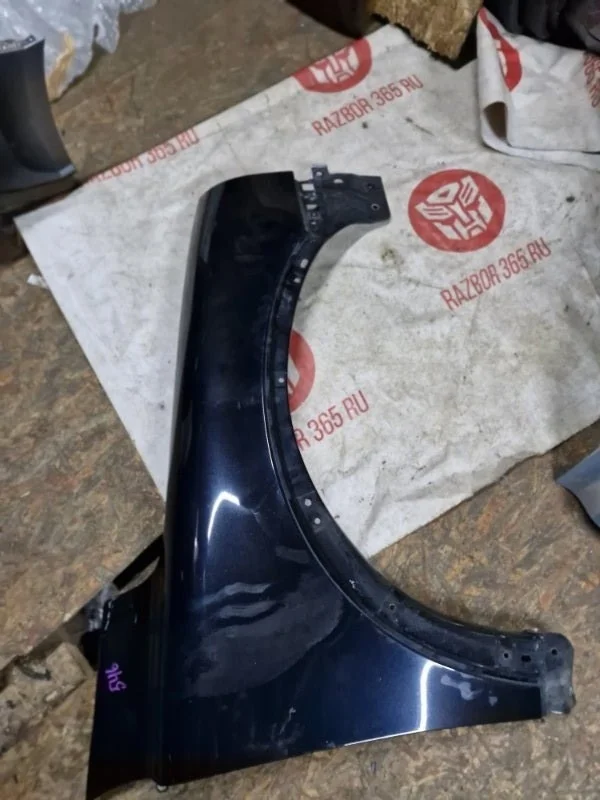 Крыло Volvo xc90 2006