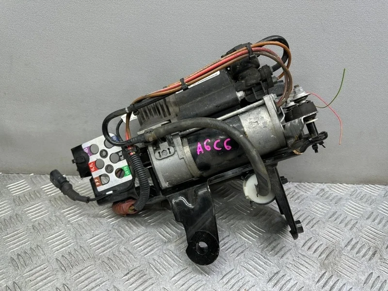 Компрессор пневмоподвески Audi A6 C6