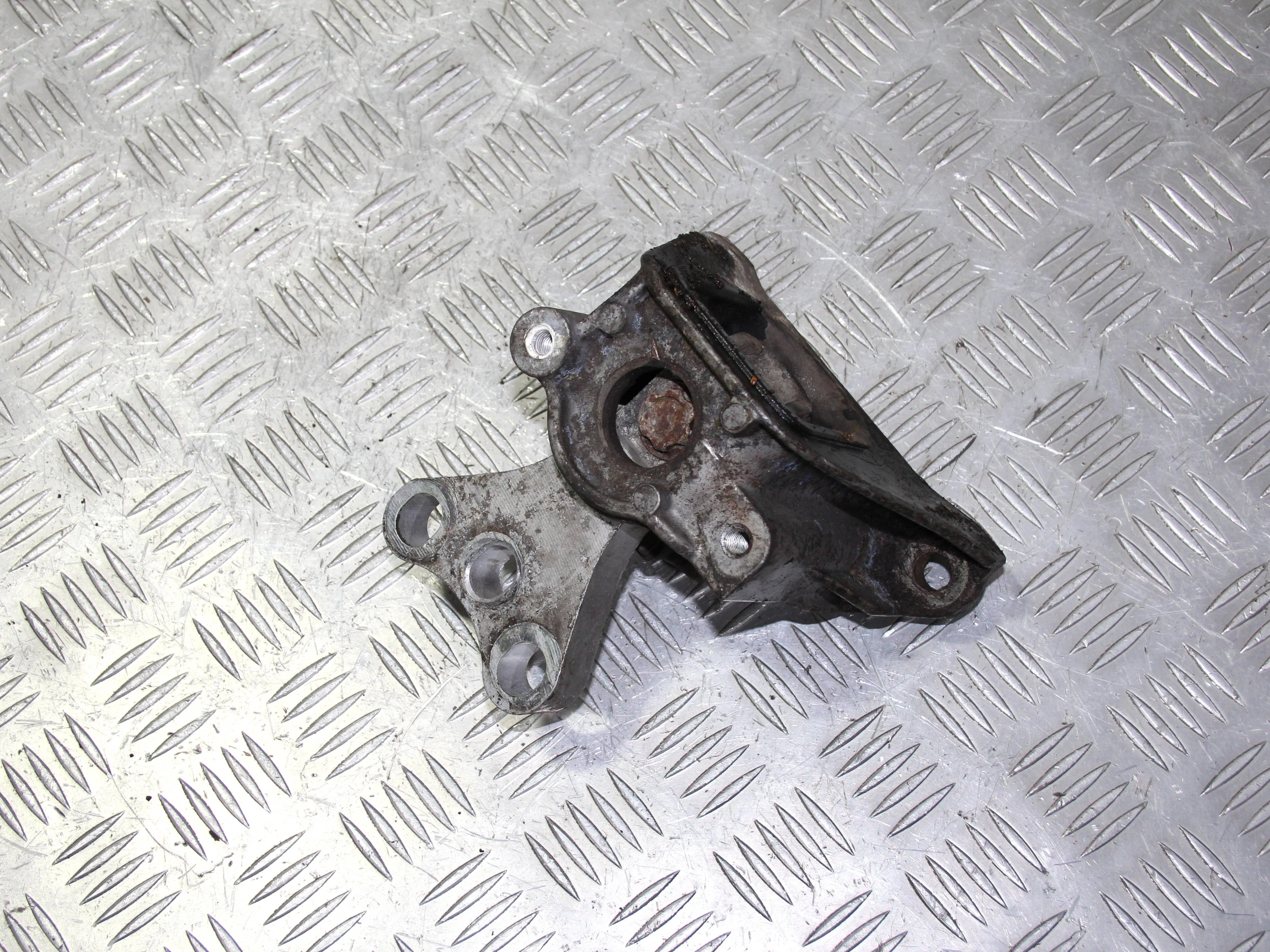 Опора КПП левая HONDA Civic VIII (2005—2009)