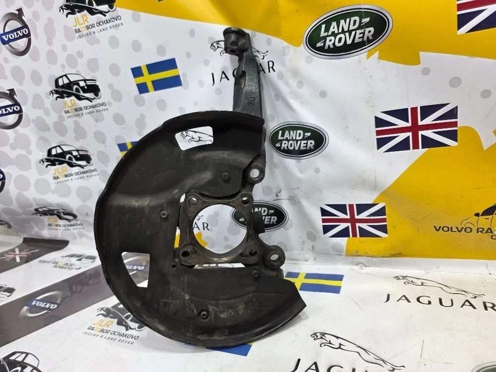 Кулак поворотный левый Range Rover Sport 1 L320 Range Rover Sport I (2005—2009)