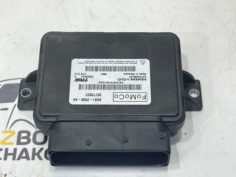 Блок стояночного тормоза S60 S80 XC70 V60 30773822 V70 III рестайлинг (2013—2016)