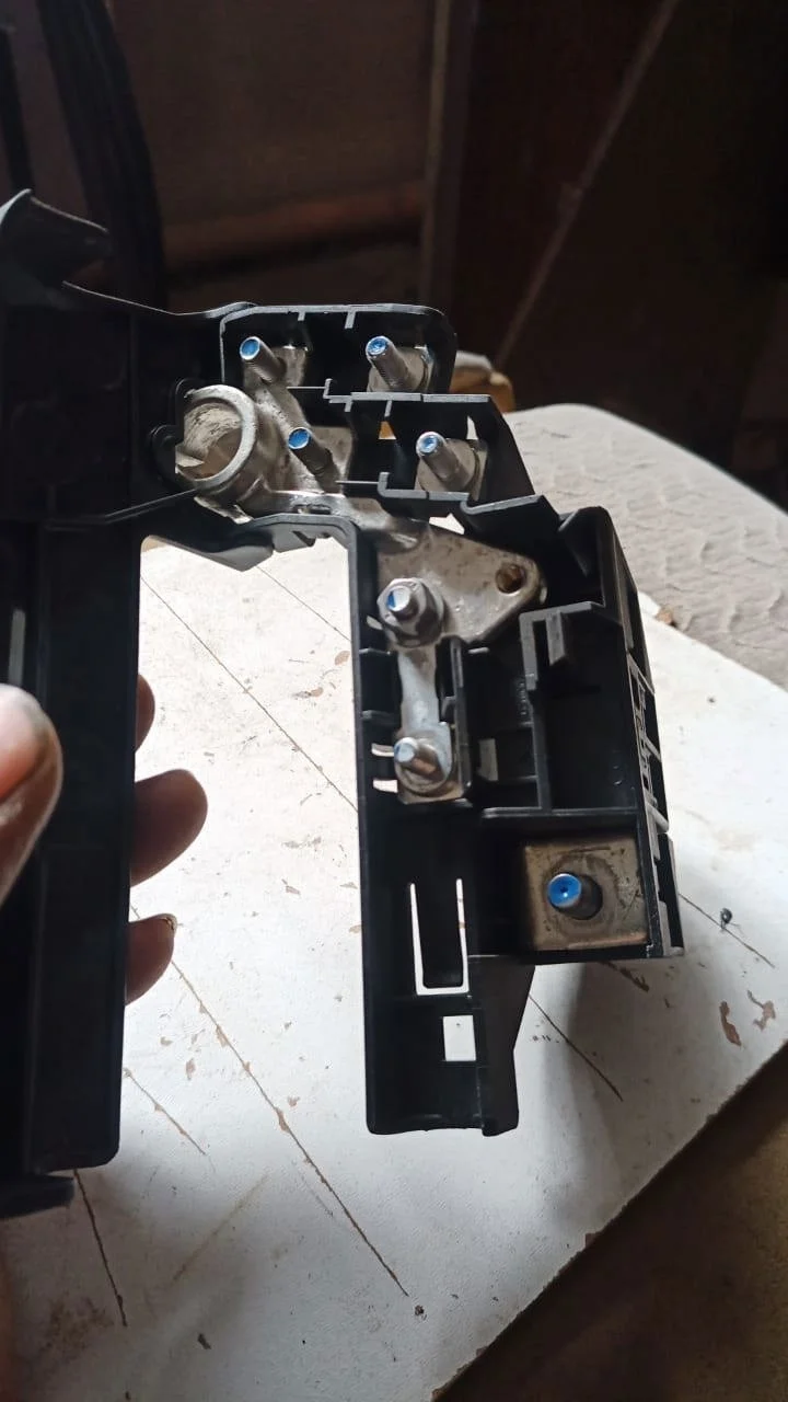 Клемма Audi Q5 I рестайлинг (2012—2017)