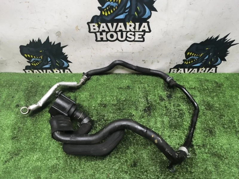 Дополнительная водяная помпа Audi A4 2012 06D121601 B8 CDN