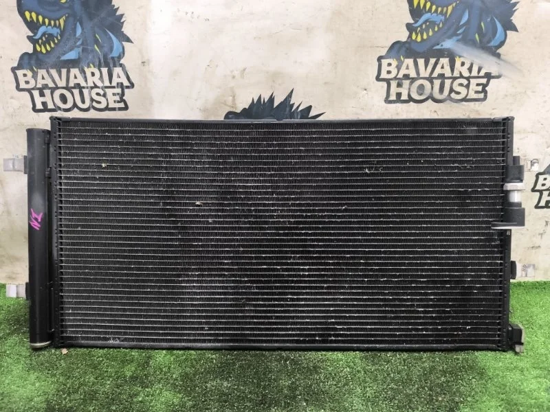 Радиатор кондиционера Audi A4 2013 8T0260403 B8
