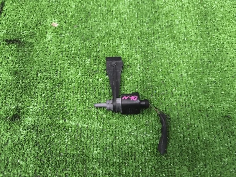 Датчик температуры Audi A4 2012 8Z0820535 B8 CDN