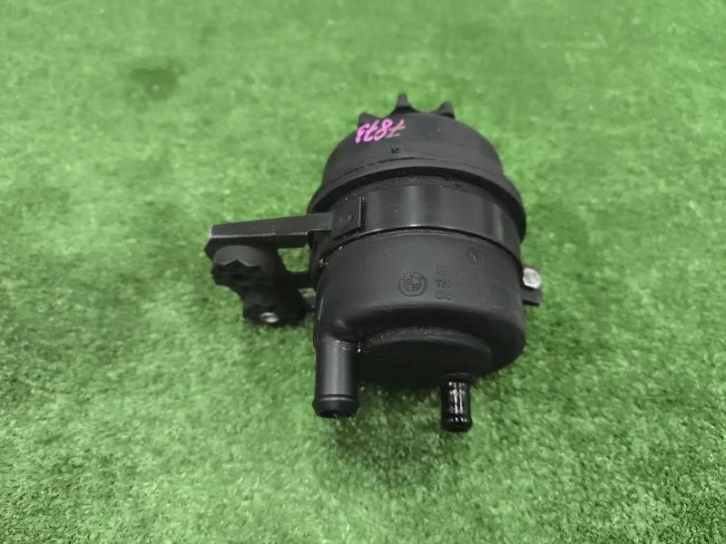 Бачок гидроусилителя BMW 5 2003 32416851217 E60 M54B30