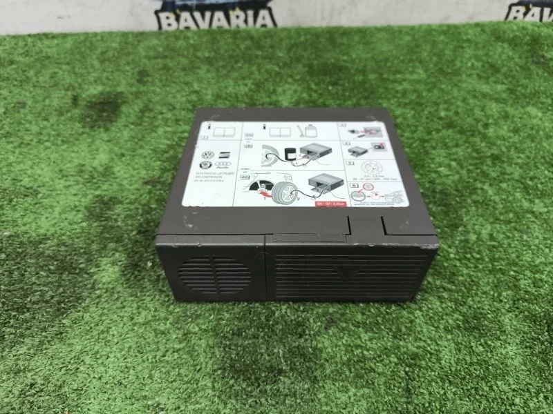 Компрессор подкачки колес Audi A4 2012 8P0012615A B8 CDN