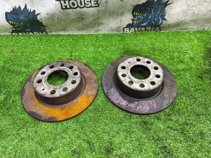 Диски тормозные Audi A3 2011 1K0615601AB 8P CDA, задние