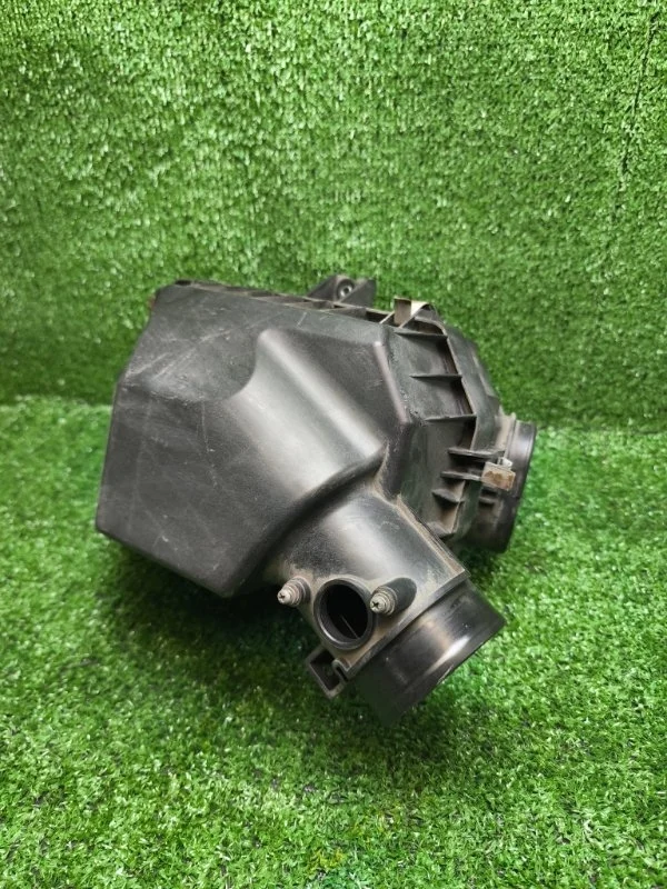 Корпус воздушного фильтра Honda CR-V 2007 RE4