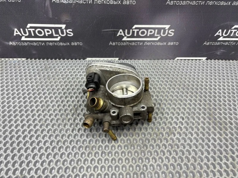 Дроссельная заслонка Opel Zafira B 2012 55560398 КОМПАКТВЭН 1.6 Z16XER