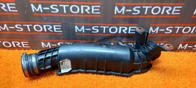 Патрубок интеркулера Mercedes-Benz C-Class 2006 A2710901937 W203 271.946