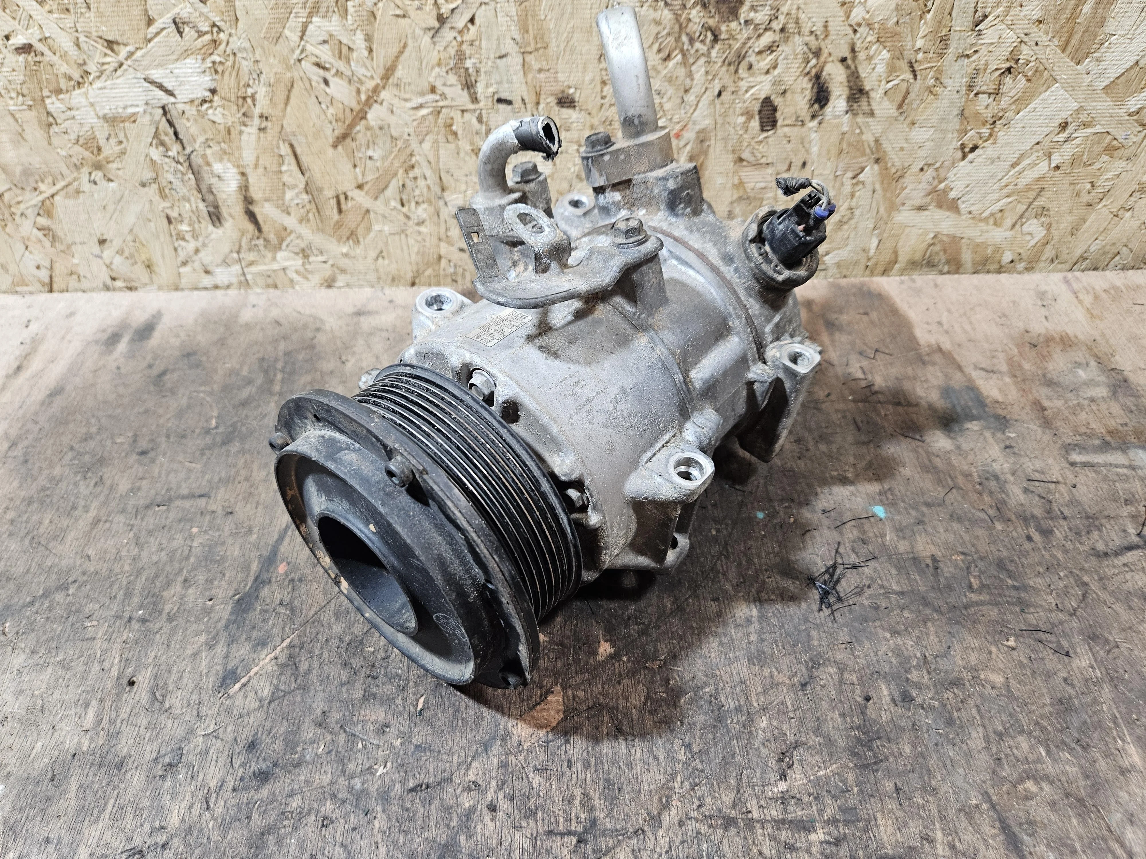 Компрессор кондиционера Toyota RAV4 30 2.4 2AZ-FE