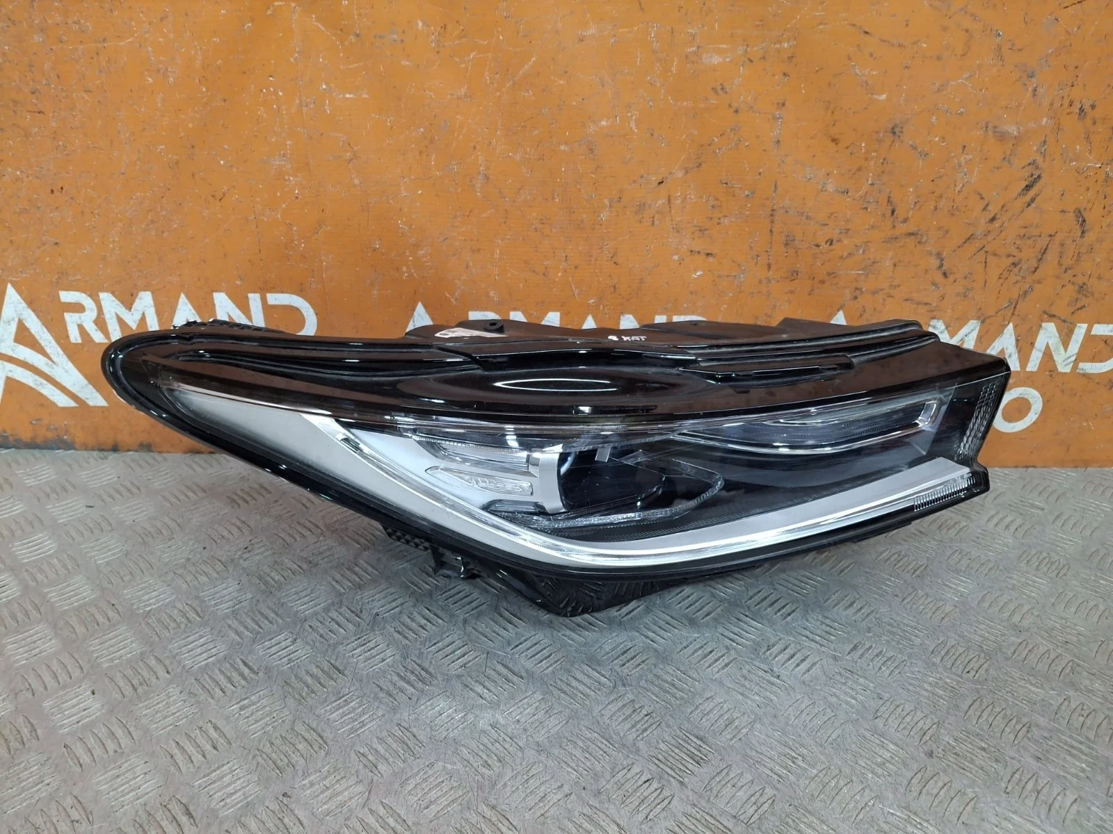 Фара EXEED TXL 2021-нв M32T