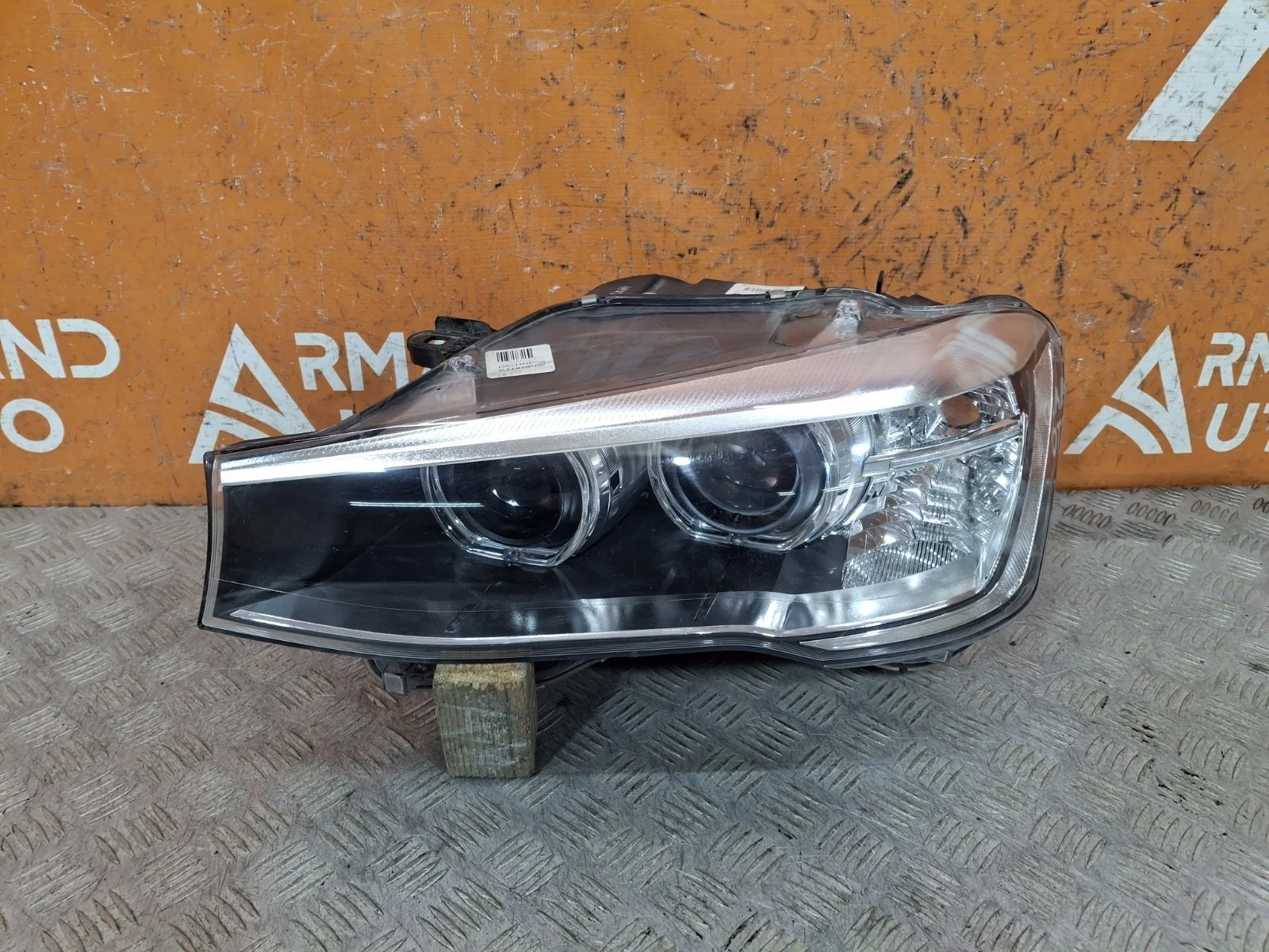 Фара BMW X3 2014-2017 F25