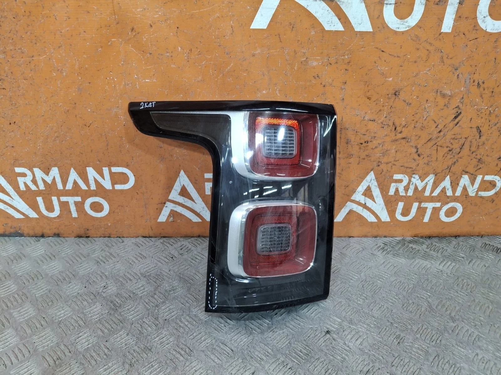 Фонарь Land Rover Range 2017-2022 4 L405