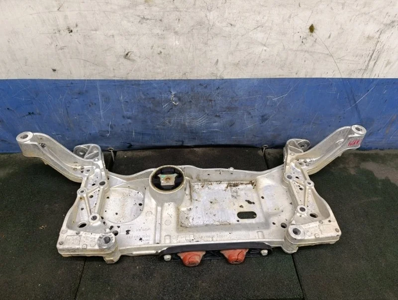 Подрамник Volkswagen Caddy 2006 1K01993696 2KB 1.6 BSE