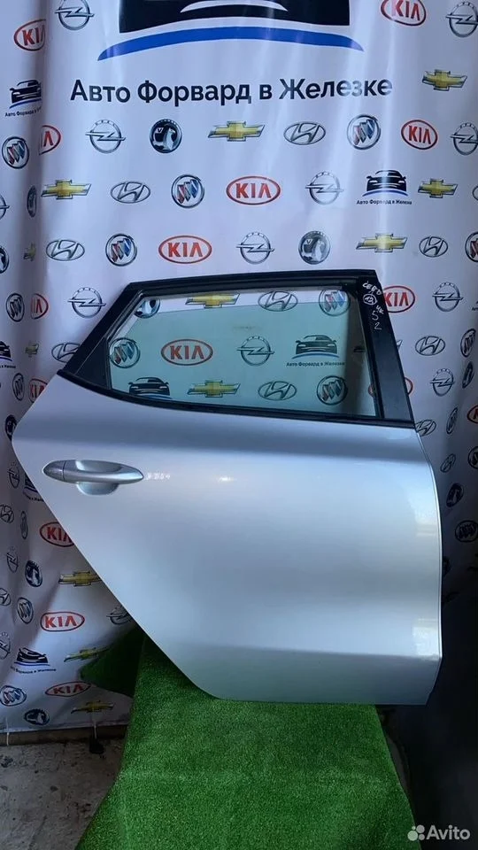 Дверь боковая задняя правая kia ceed