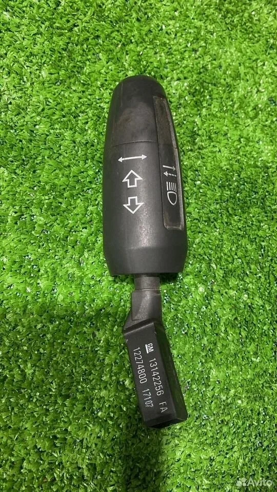 Подрулевой переключатель поворотников передний