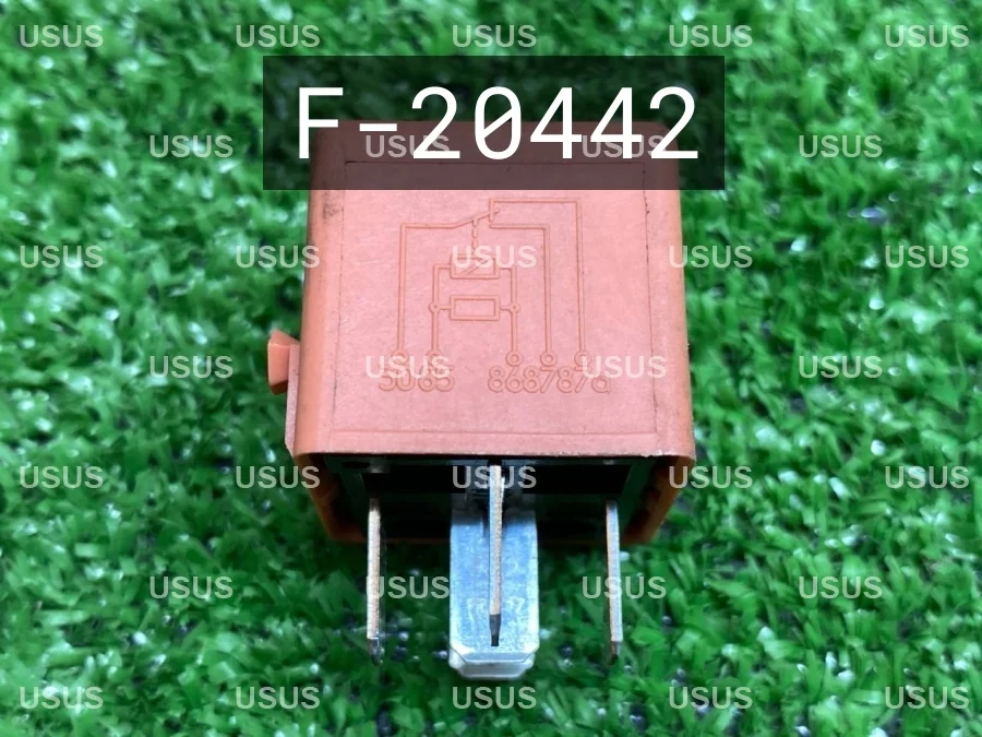 Реле 1742690 Land Rover Range E39 Е39 E38 Е38 E53 Е53 E65 Е65 E66 Е66 E60 Е60 E85 Е85 E46 Е46 L322 Л322 E88 Е88 E87 Е87 E82 Е82 E81 Е81 E61 Е61