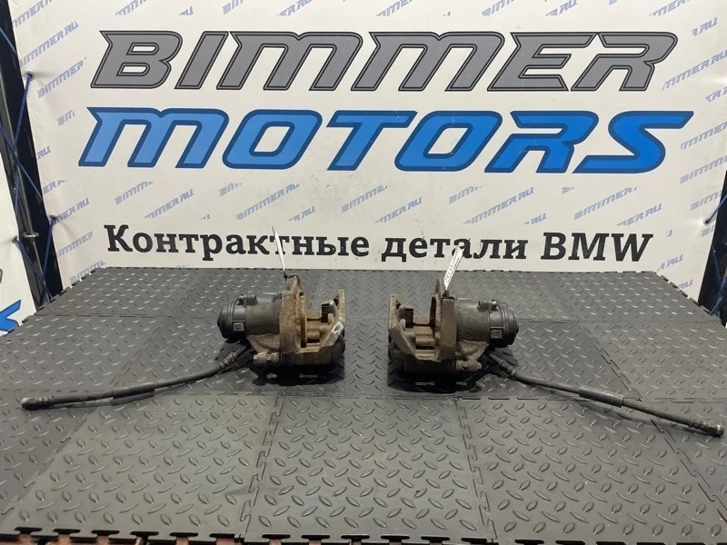 Комплект тормозных суппортов BMW 520d 34216793042 F11 N47D20C, задний