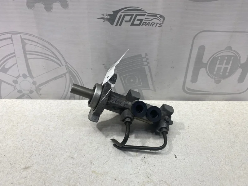 Главный тормозной цилиндр Mercedes-benz ML 2002 W163