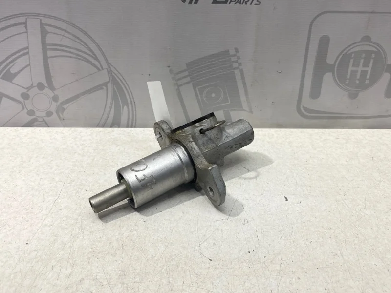 Главный тормозной цилиндр BMW 7 2008 F02