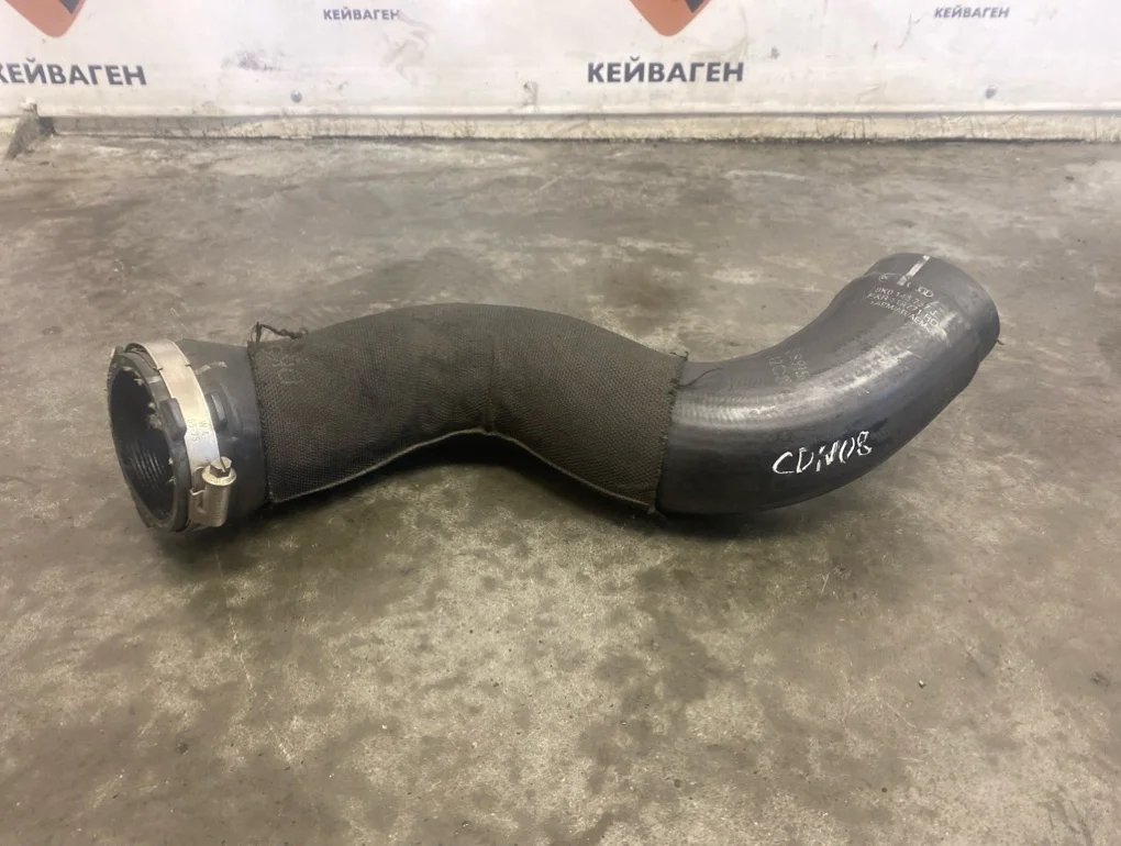 Патрубок интеркулера Audi A4 2008 B8