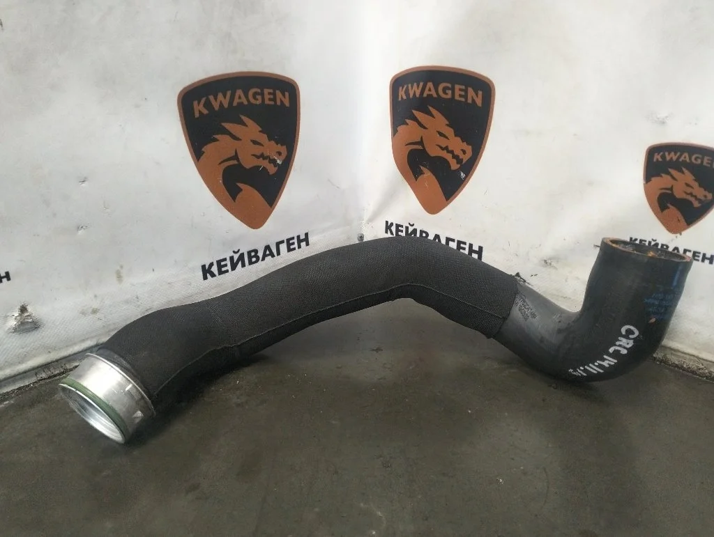 Патрубок интеркулера Volkswagen Touareg 2015 7P