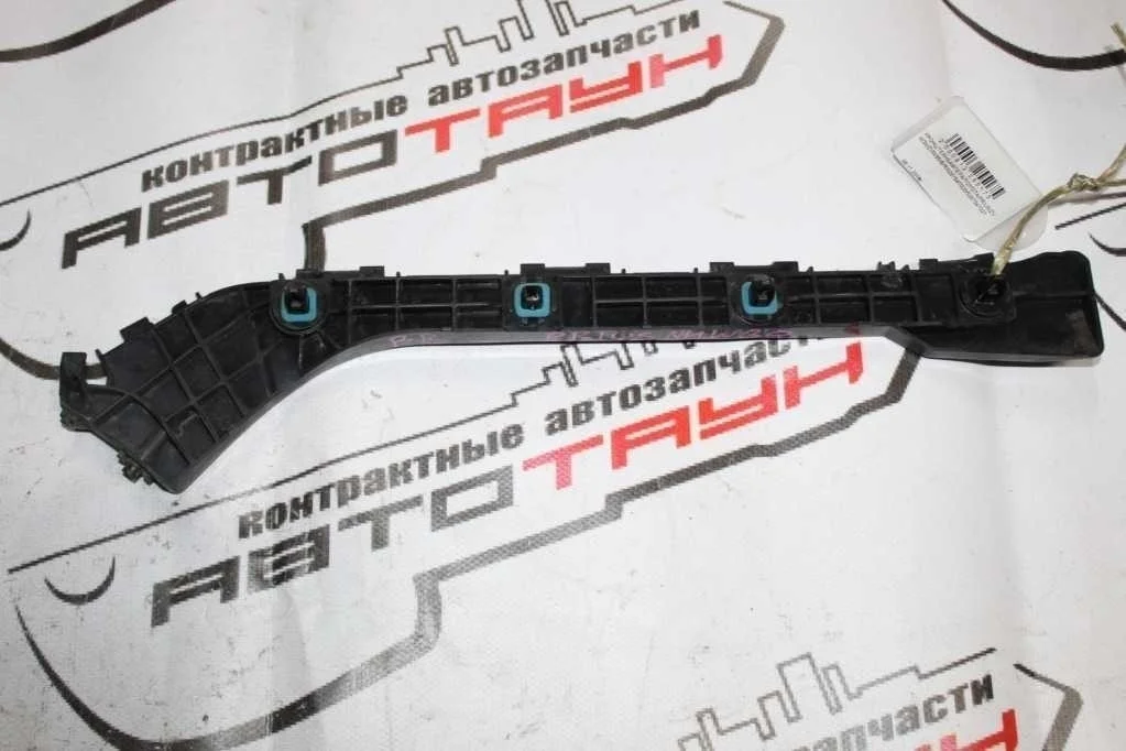 КРОНШТЕЙН БАМПЕРА TOYOTA ЗАД ПРАВО 5257547020