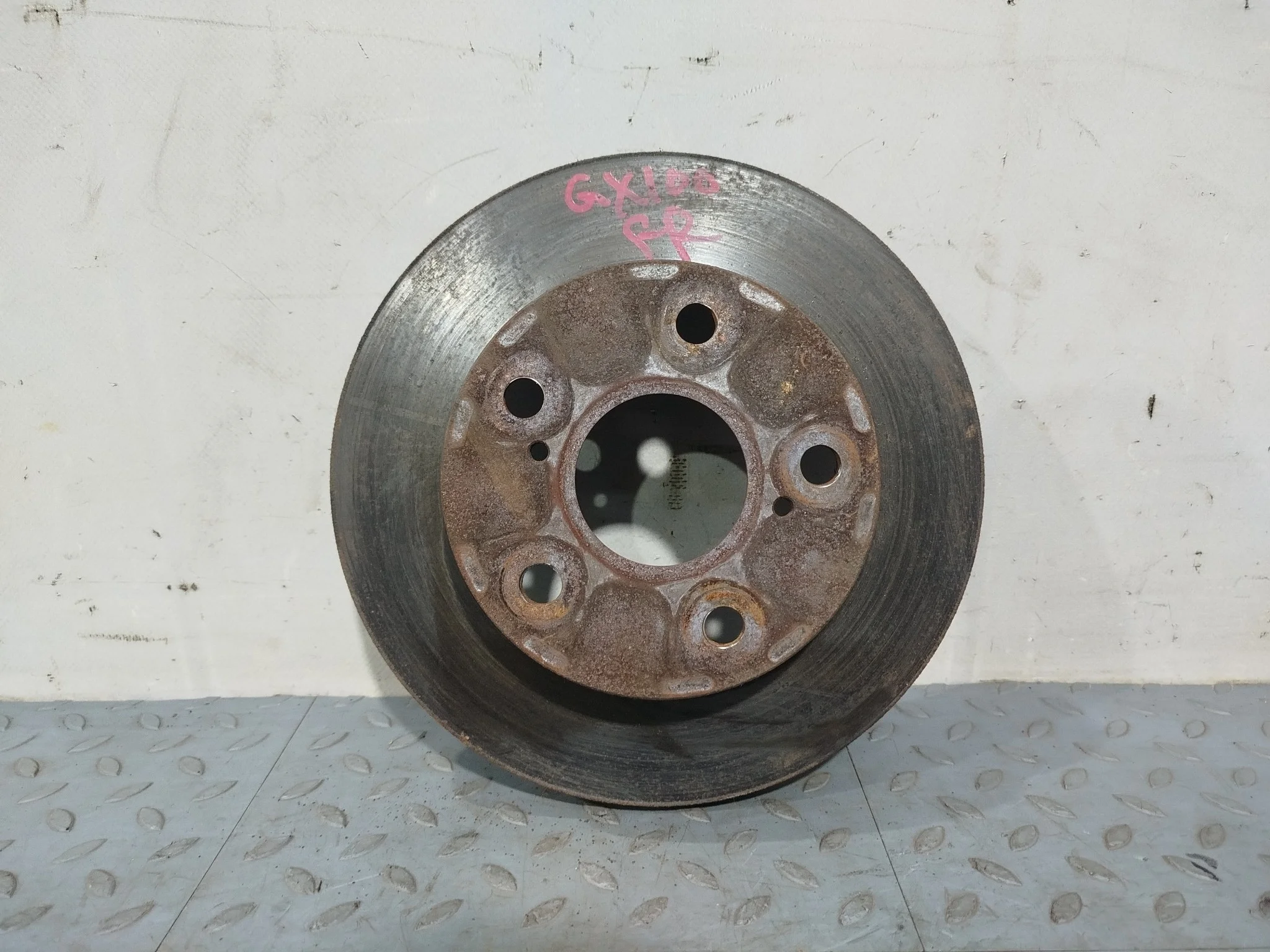 ДИСК ТОРМОЗНОЙ TOYOTA ПЕРЕДНИЙ ПРАВЫЙ 4351222230