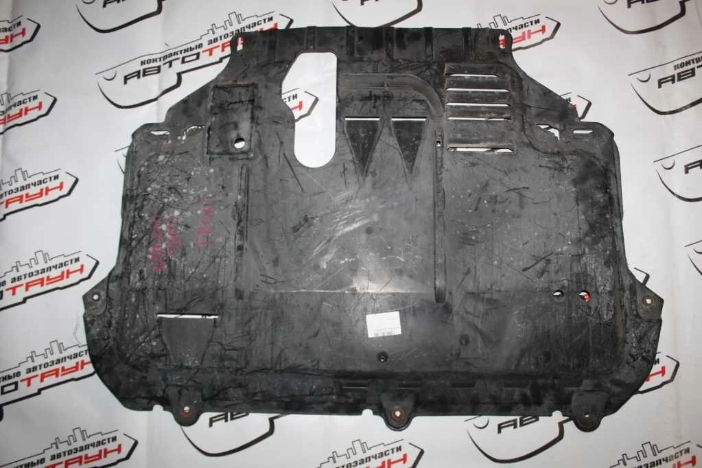 ЗАЩИТА Двигатель VOLVO C30 C70 S40 V50 MC MK MS MW ЦЕНТР 30793870