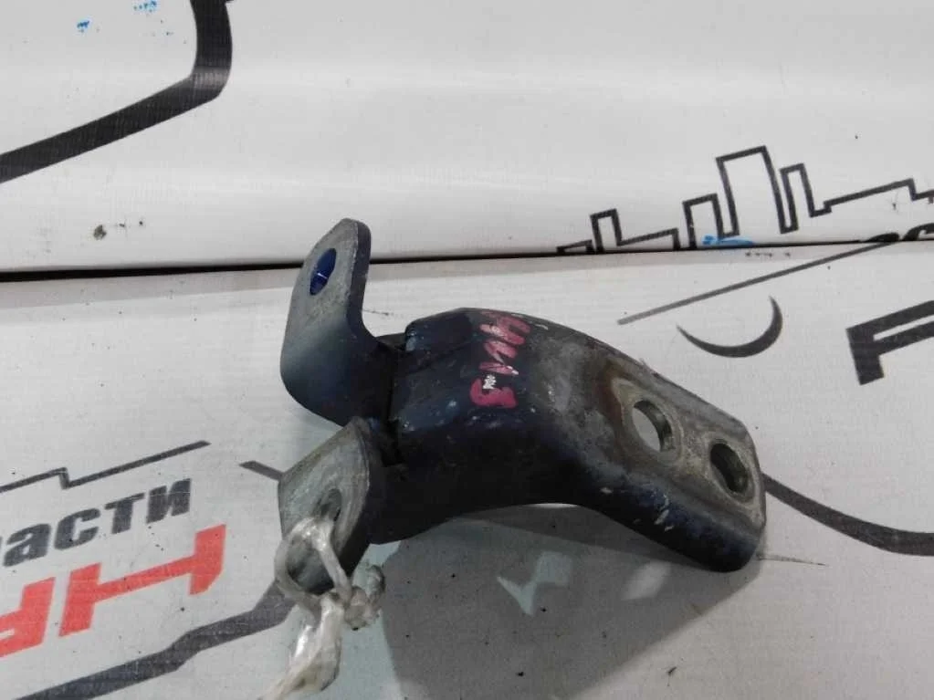 ПЕТЛЯ ДВЕРИ TOYOTA LEXUS ПЕРЕД ЛЕВО НИЗ 6871022080