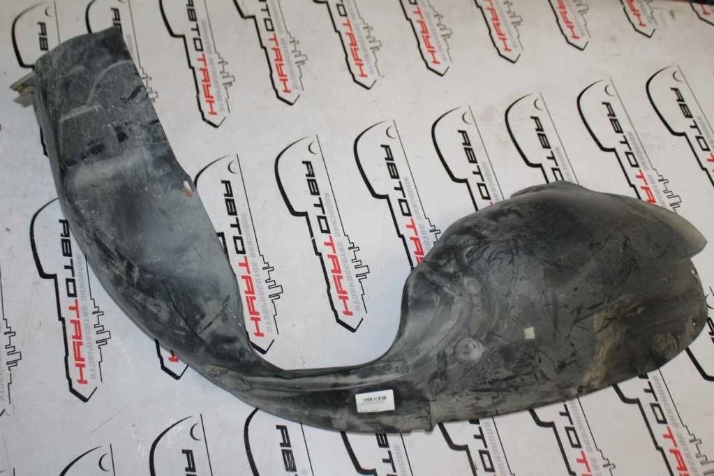 ПОДКРЫЛОК VOLVO C30 MK ПЕРЕДНИЙ ЛЕВЫЙ 31213670