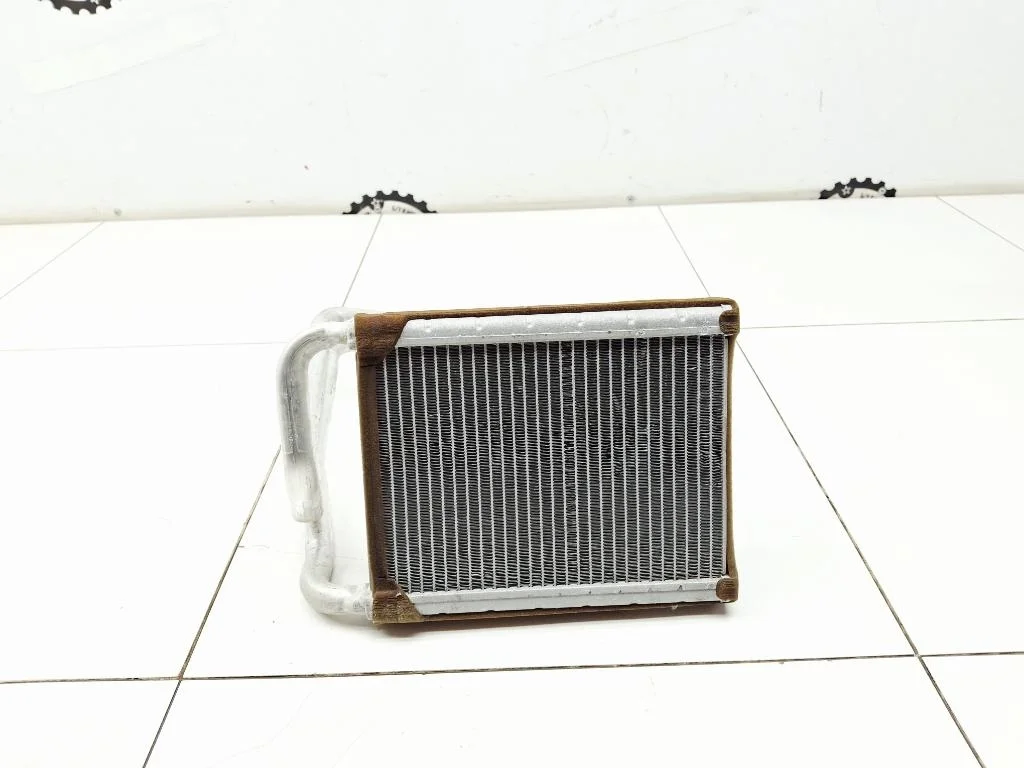 Радиатор отопителя Kia Ceed 1