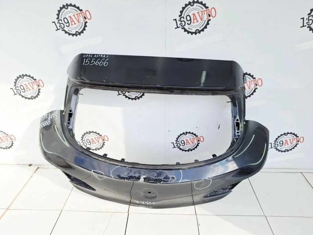 Дверь багажника Opel Astra J